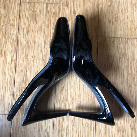 Via Spiga Black Patent Leather Sling Back Heels - Picture 4 of 8